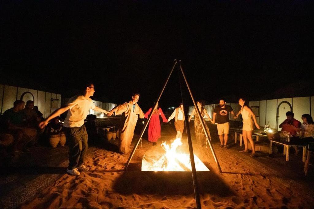 Merzouga Sahara Luxury Camp Bagian luar foto