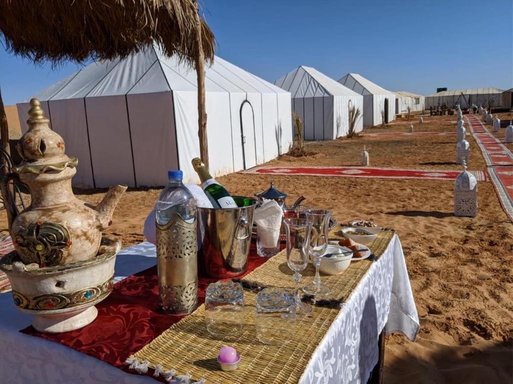 Merzouga Sahara Luxury Camp Bagian luar foto