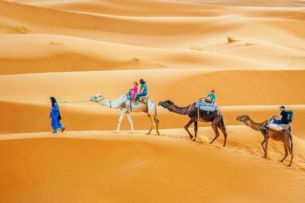 Merzouga Sahara Luxury Camp Bagian luar foto