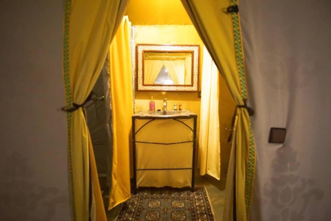 Merzouga Sahara Luxury Camp Bagian luar foto